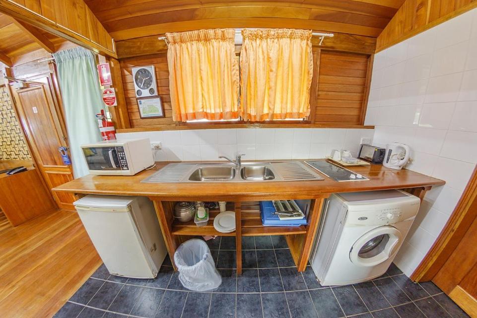 Kokopo Beach Bungalow Resort Extérieur photo
